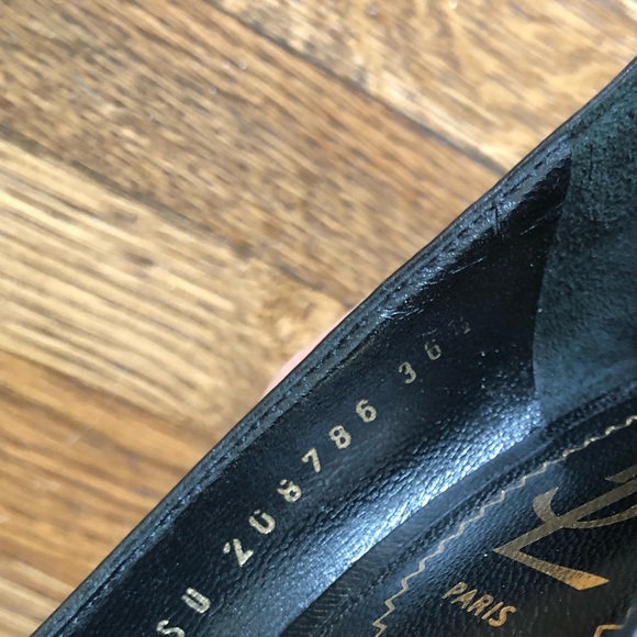 Yves Saint Laurent- YSL black pumps - Picture 5 of 6
